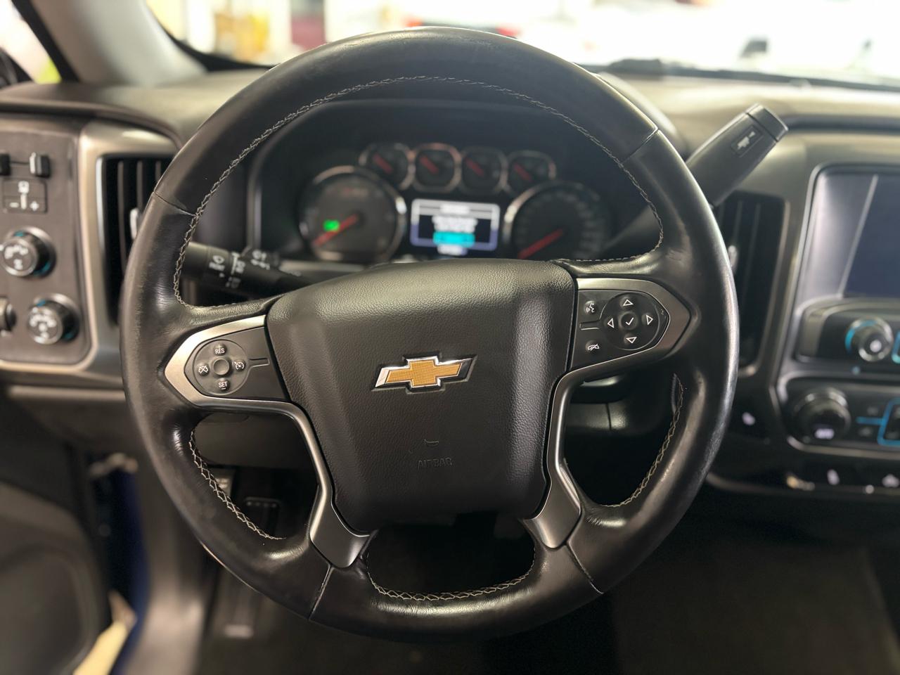 Chevrolet Silverado 1500 LT Z71 Crew Cab 4WD 2018