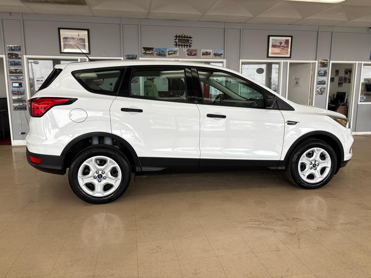 Ford Escape S FWD 2019