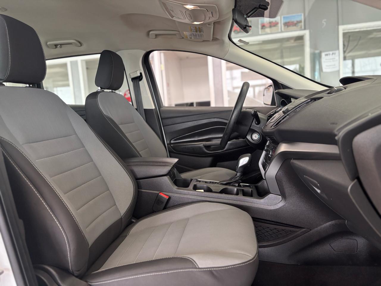 Ford Escape S FWD 2019