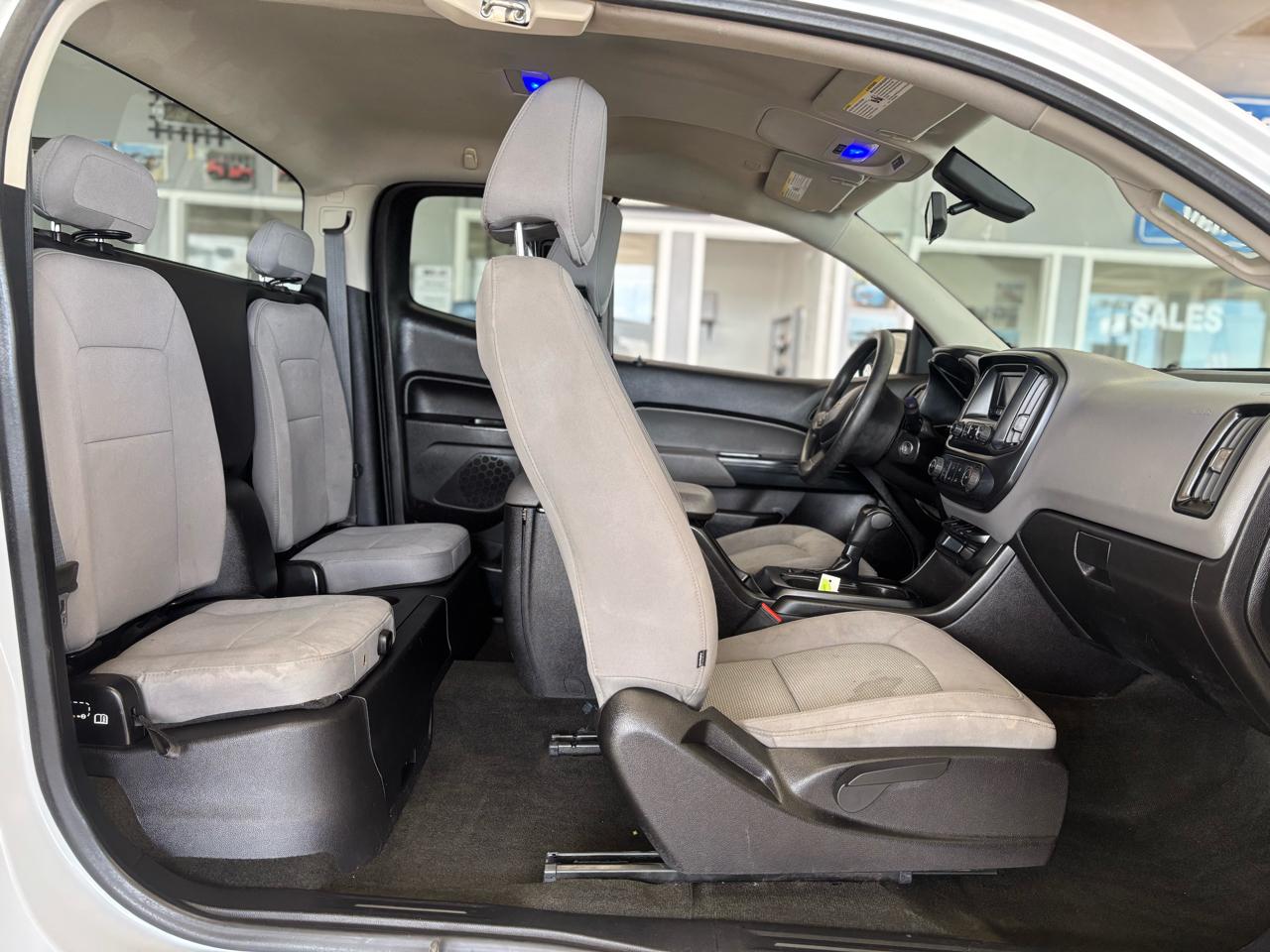 Chevrolet Colorado 2WD Ext Cab 128.3" WT 2016