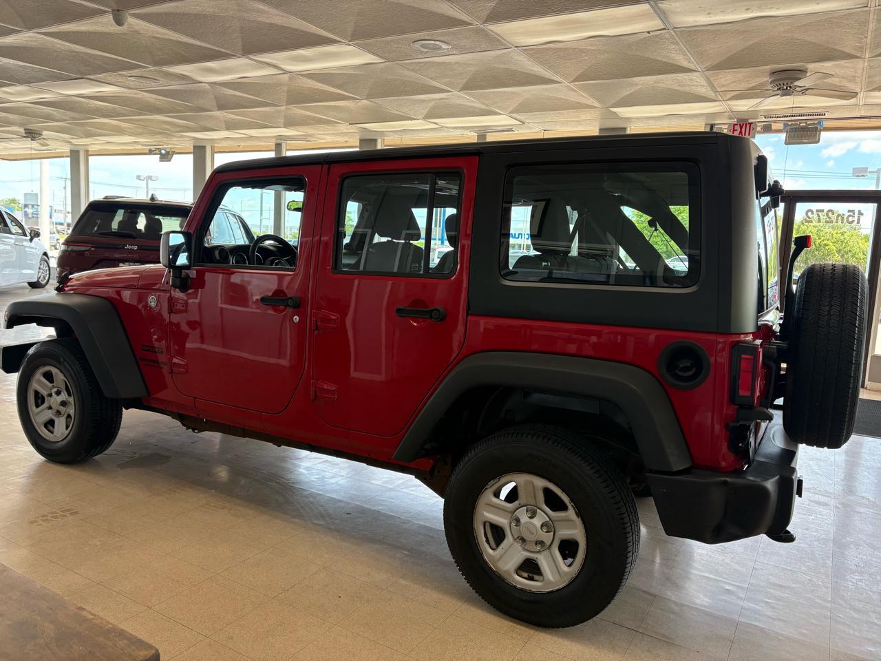 Jeep Wrangler Unlimited 4WD 4dr Sport 2013