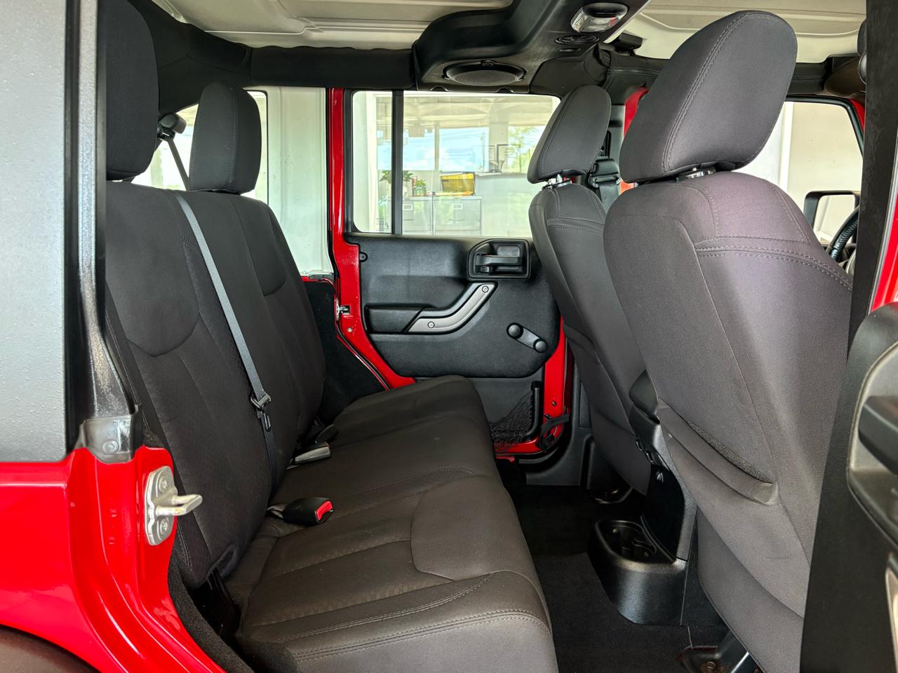 Jeep Wrangler Unlimited 4WD 4dr Sport 2013