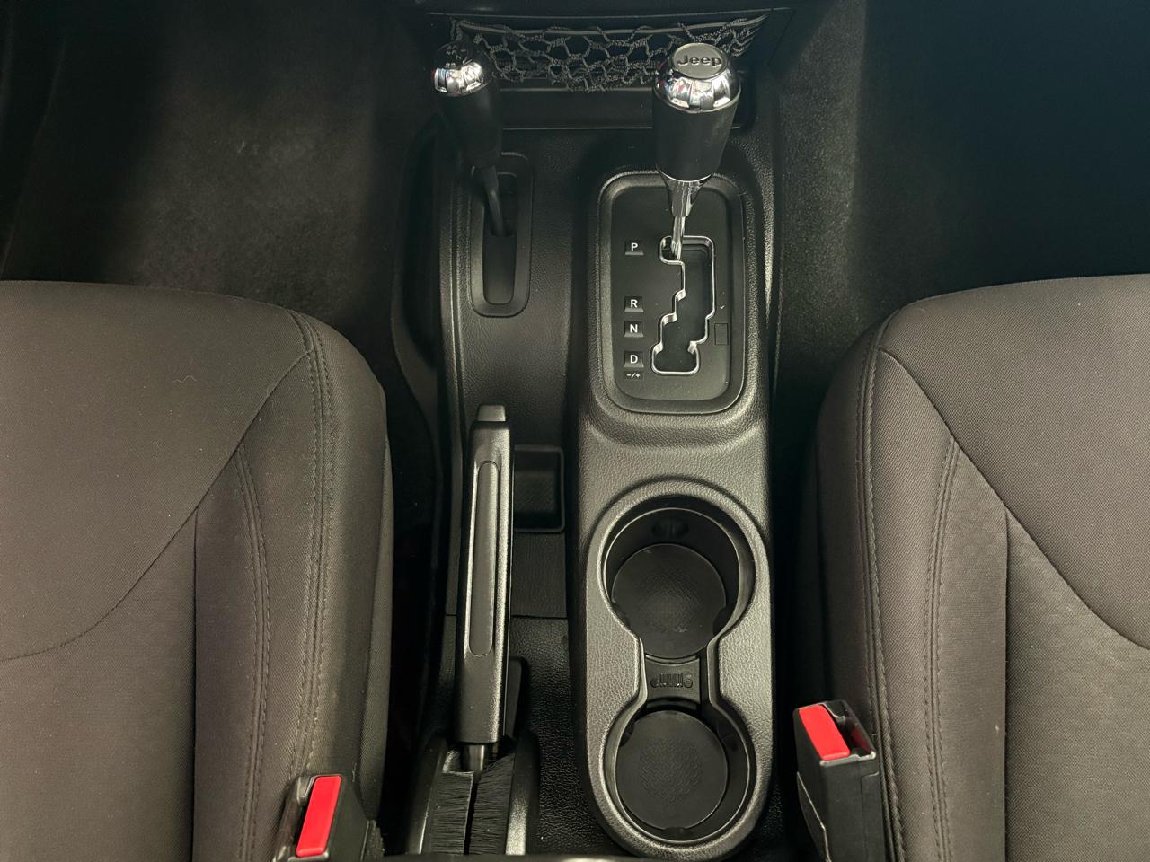 Jeep Wrangler Unlimited 4WD 4dr Sport 2013