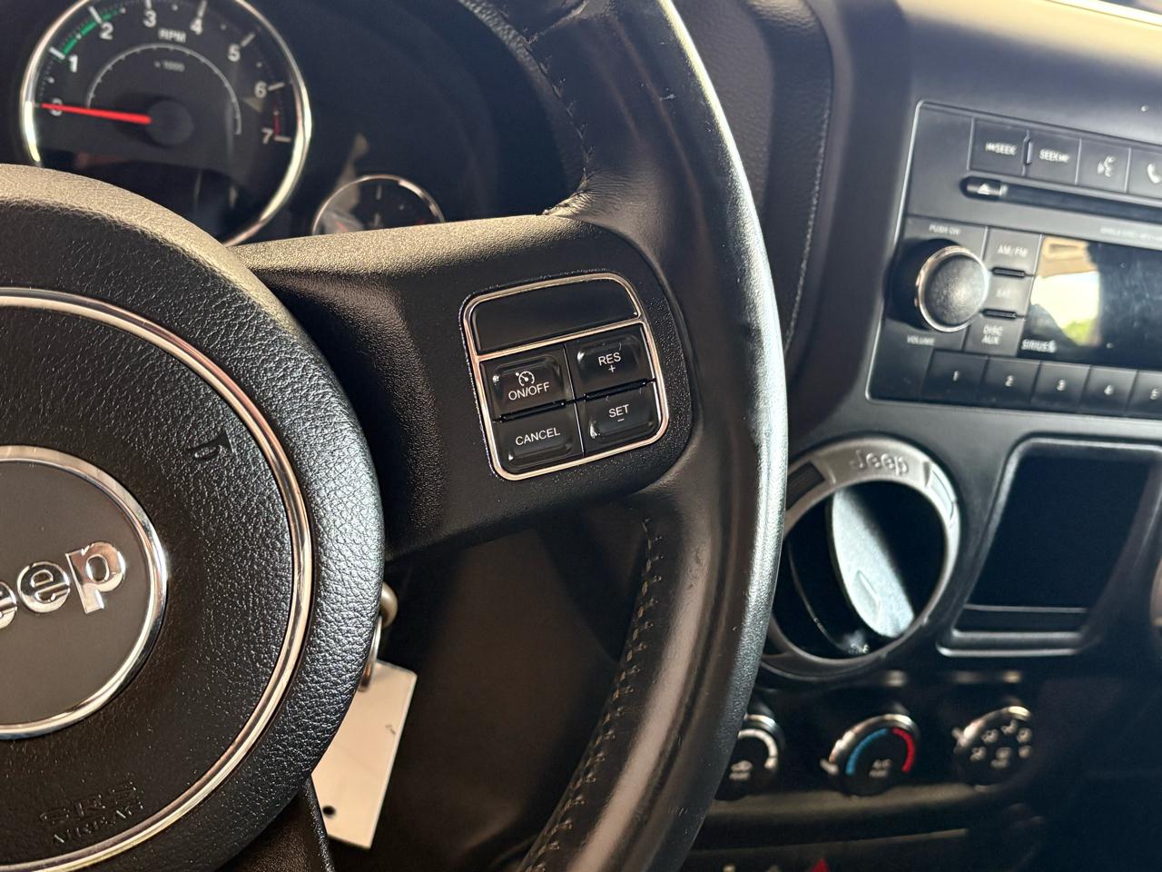 Jeep Wrangler Unlimited 4WD 4dr Sport 2013