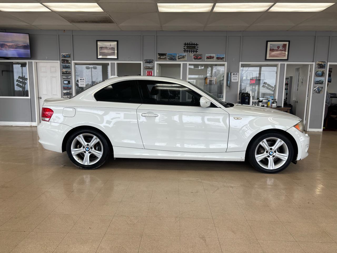 BMW 1 Series 2dr Cpe 128i SULEV 2013