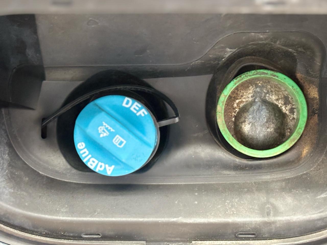 Chevrolet Silverado 1500 4WD Double Cab 147" LT 2020