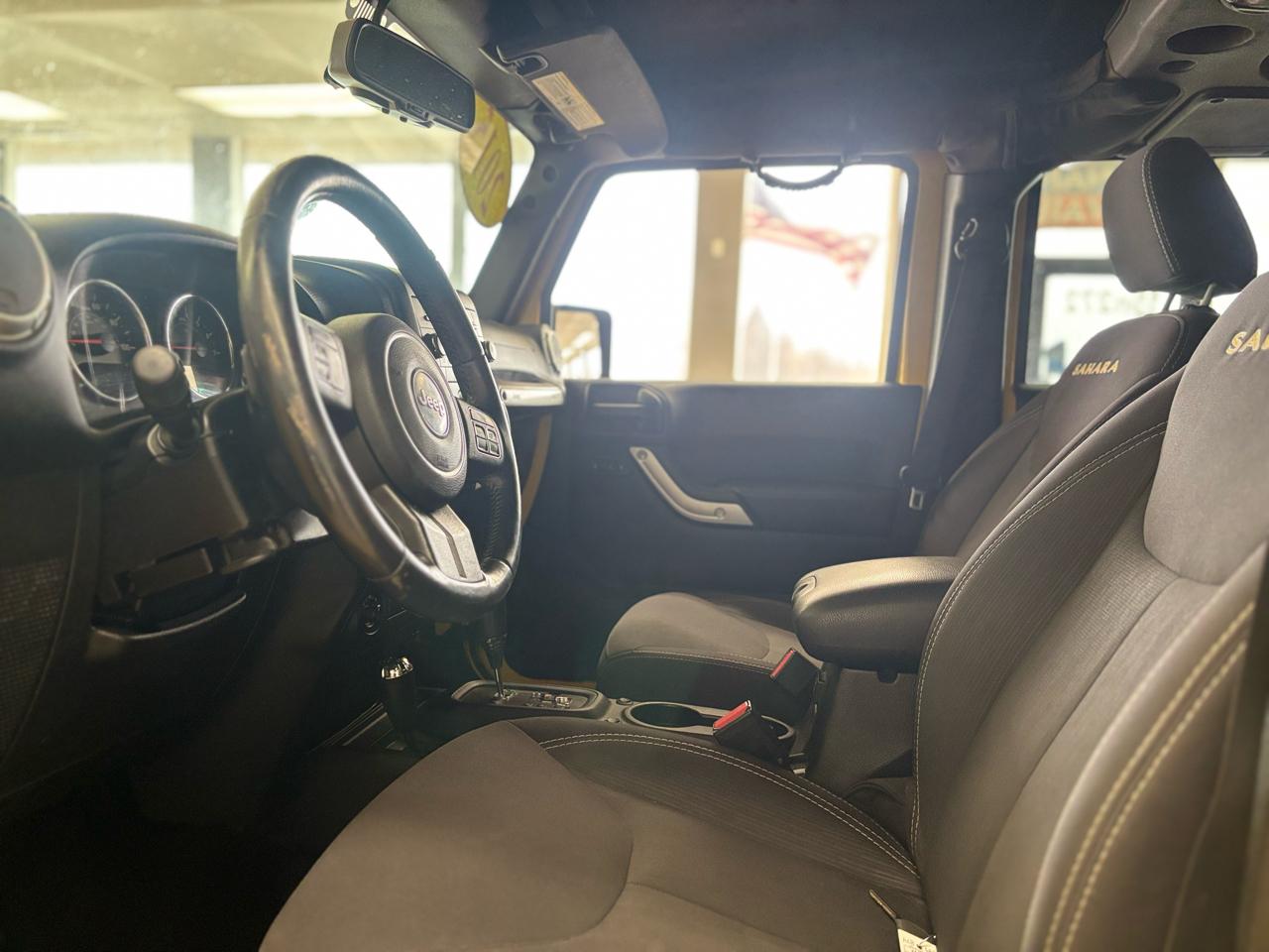 Jeep Wrangler Unlimited 4WD 4dr Sahara 2015