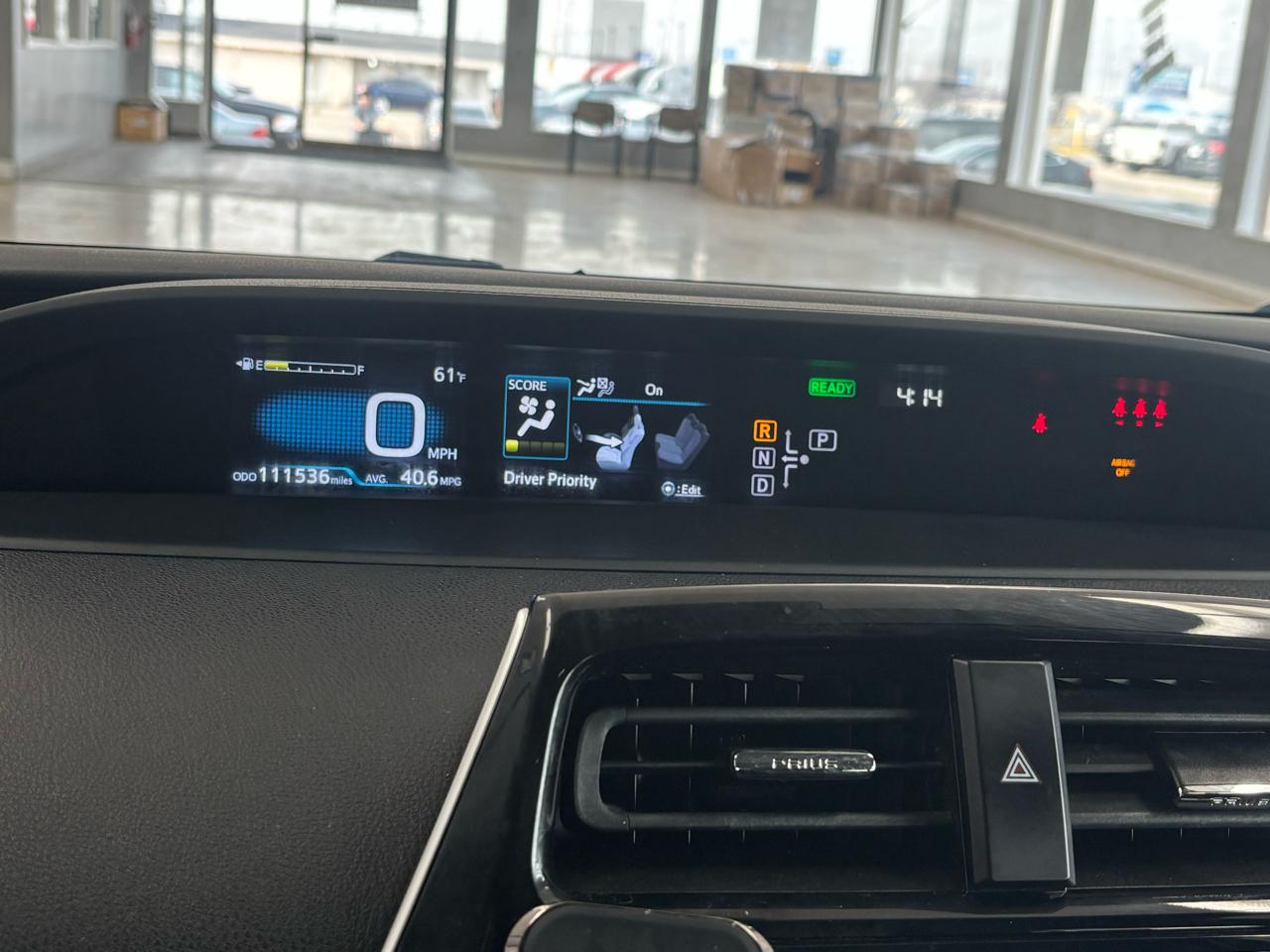 Toyota Prius Three Touring (Natl) 2017