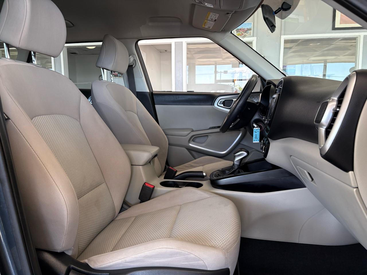 Kia Soul LX IVT 2020