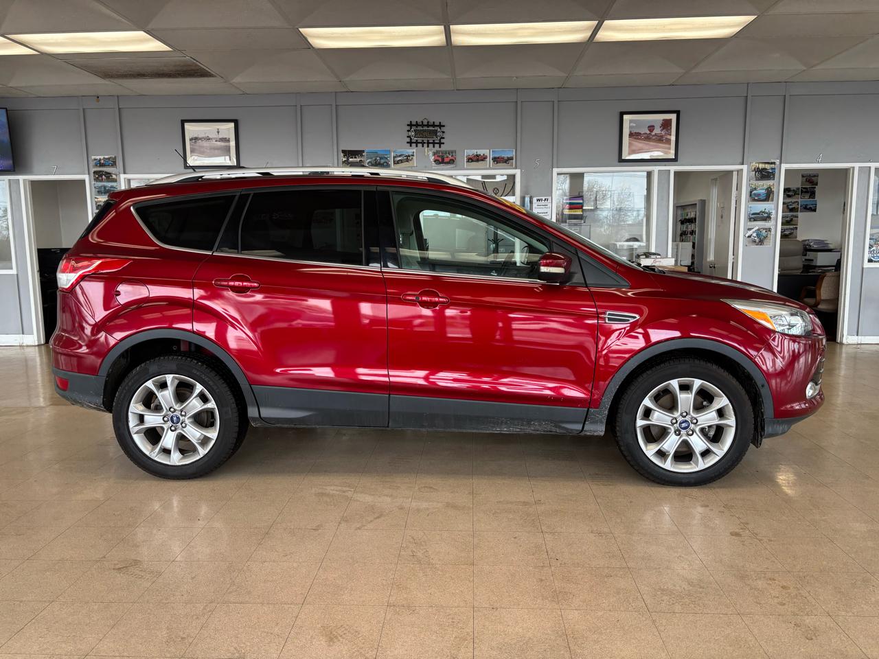 Ford Escape 4WD 4dr Titanium 2014
