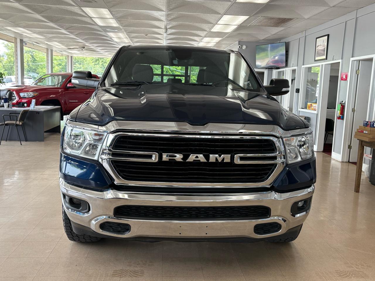 RAM 1500 Big Horn/Lone Star 4x4 Crew Cab 5'7" Box 2019