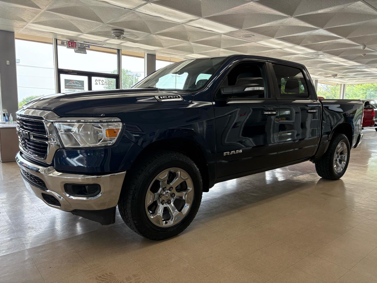 RAM 1500 Big Horn/Lone Star 4x4 Crew Cab 5'7" Box 2019