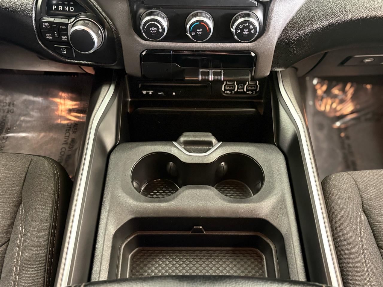 RAM 1500 Big Horn/Lone Star 4x4 Crew Cab 5'7" Box 2019