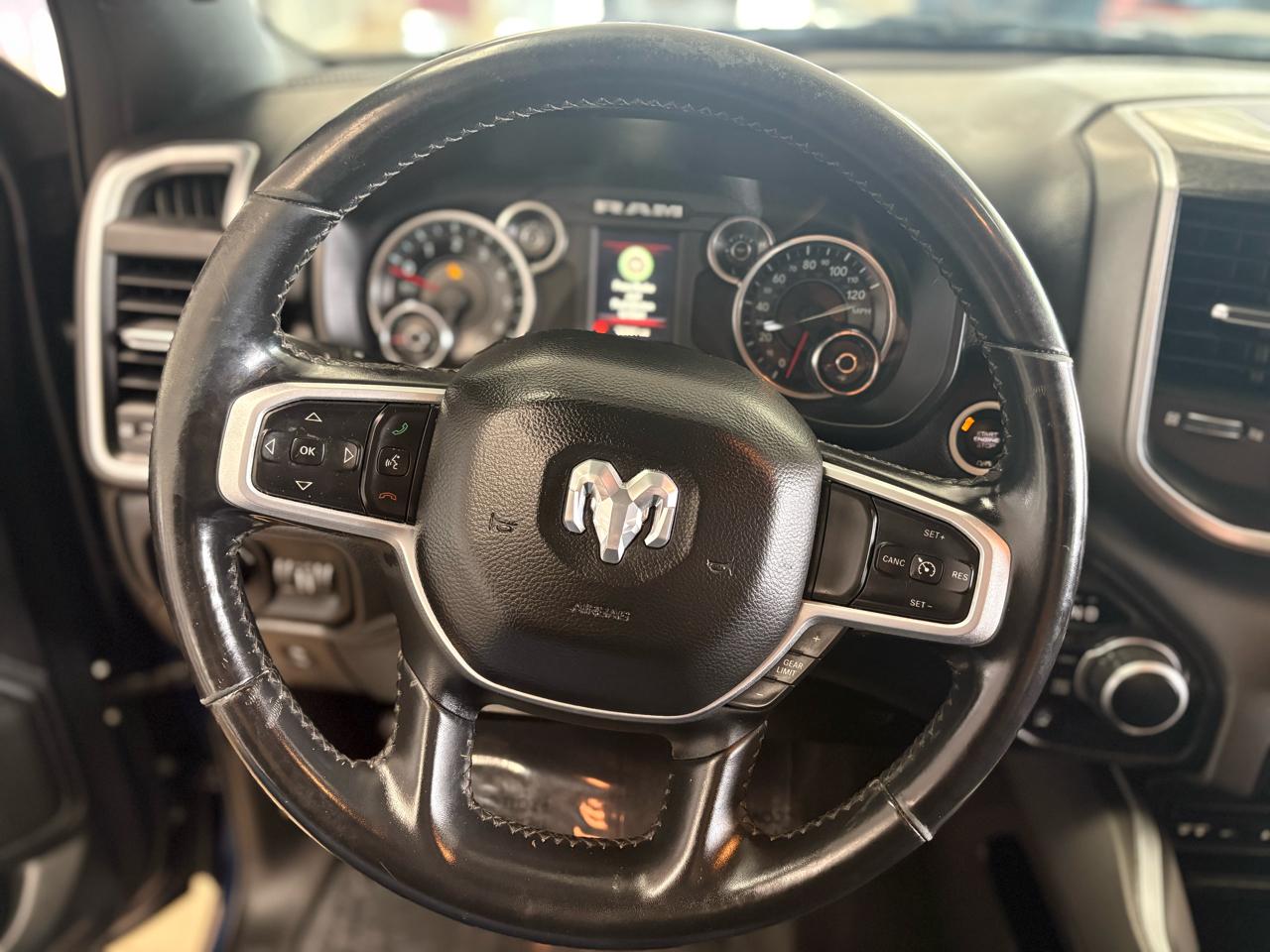 RAM 1500 Big Horn/Lone Star 4x4 Crew Cab 5'7" Box 2019