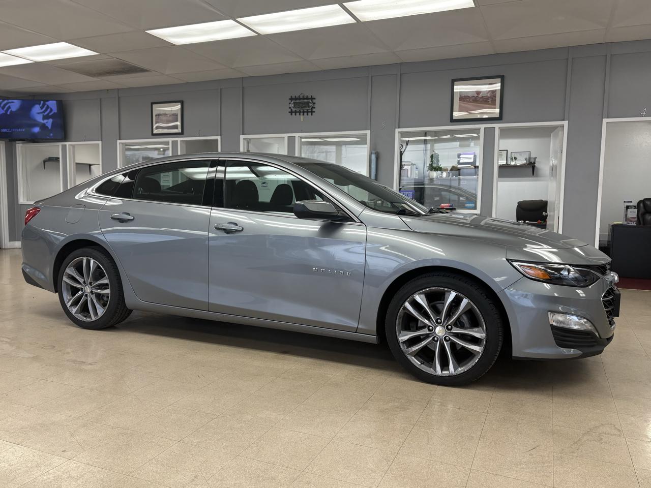 Chevrolet Malibu  2023
