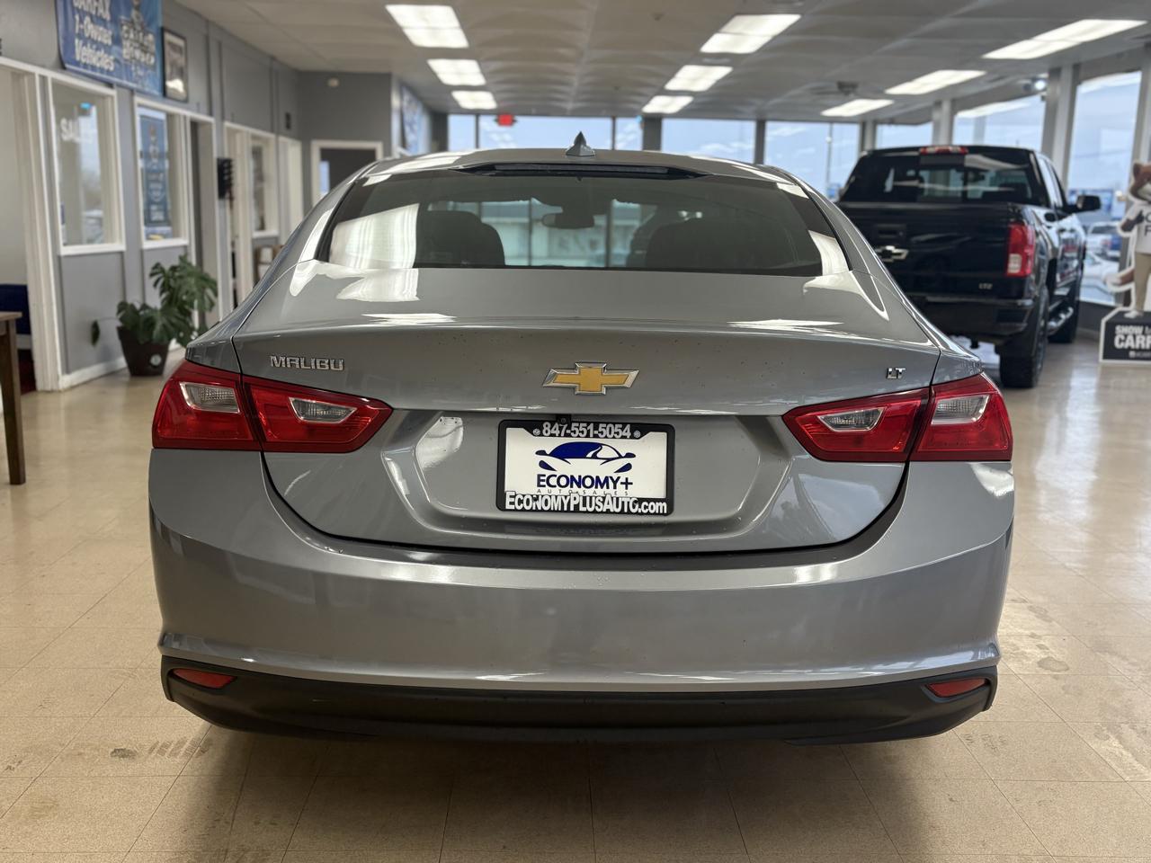 Chevrolet Malibu  2023