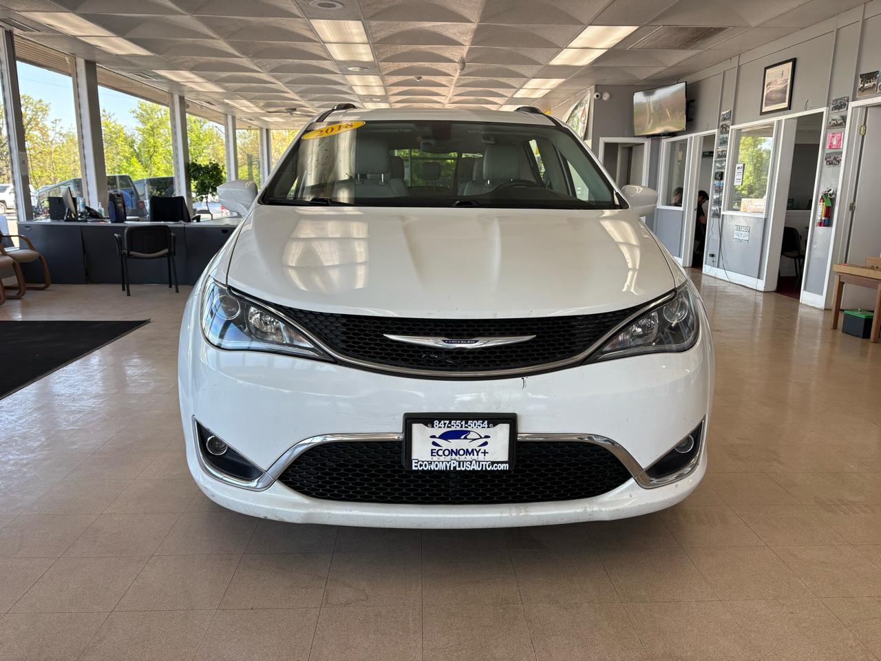 Chrysler Pacifica Touring L FWD 2018