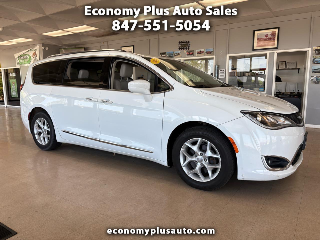 Chrysler Pacifica Touring L FWD 2018