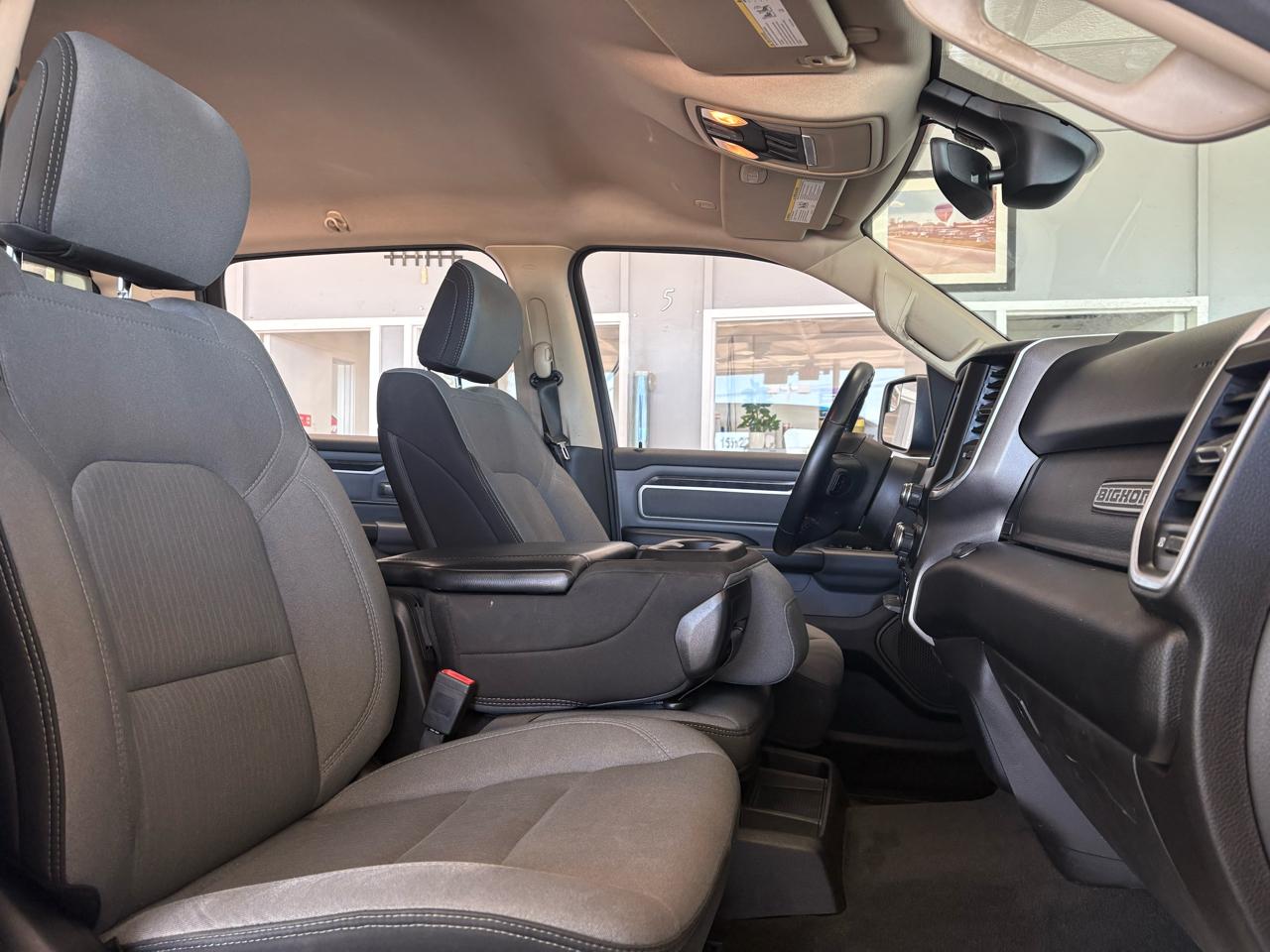 RAM 1500 Big Horn/Lone Star 4x4 Crew Cab 5'7" Box 2019