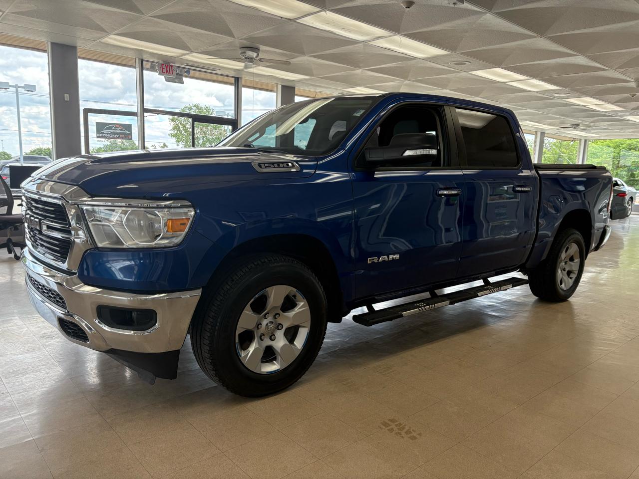 RAM 1500 Big Horn/Lone Star 4x4 Crew Cab 5'7" Box 2019