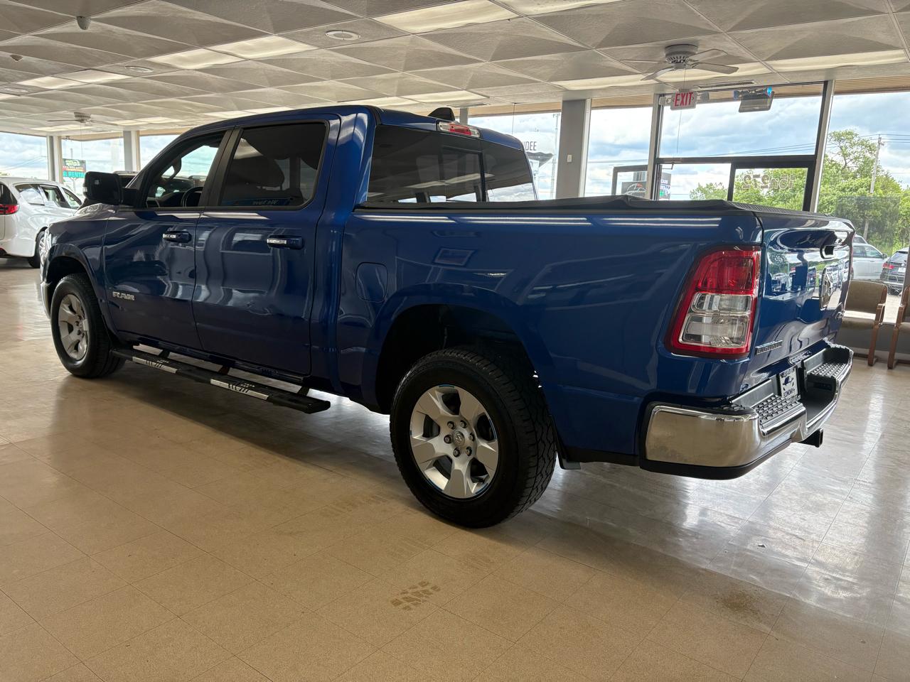RAM 1500 Big Horn/Lone Star 4x4 Crew Cab 5'7" Box 2019