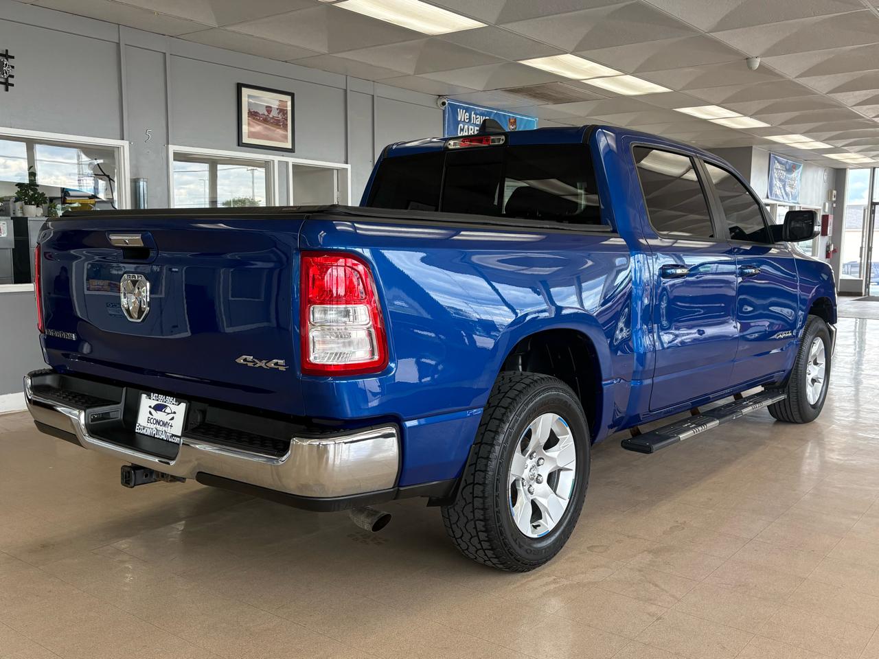 RAM 1500 Big Horn/Lone Star 4x4 Crew Cab 5'7" Box 2019