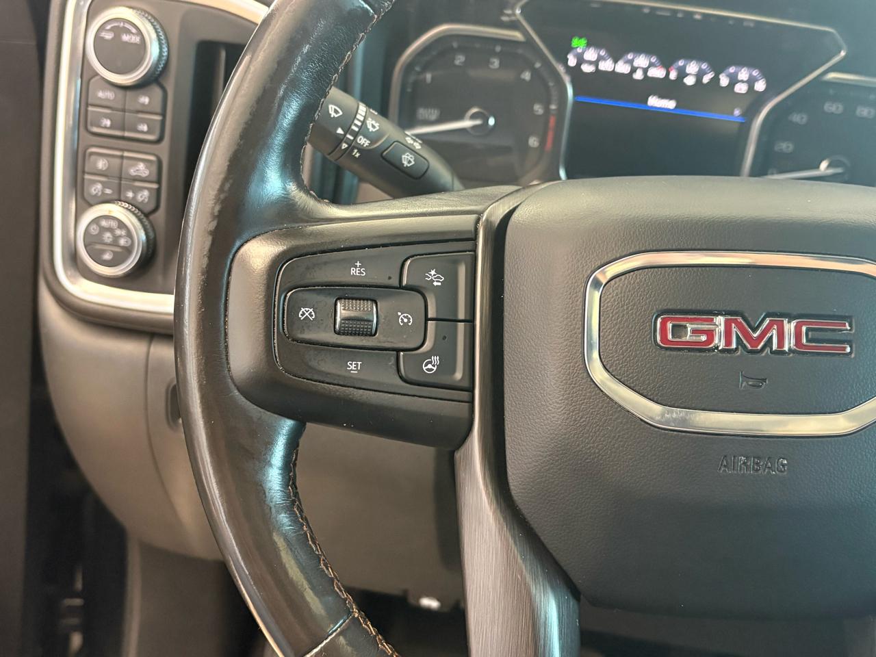 GMC Sierra 1500 4WD Crew Cab 147" AT4 2020