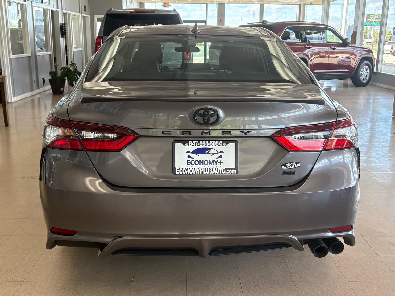 Toyota Camry SE Nightshade 4D Sedan 2021