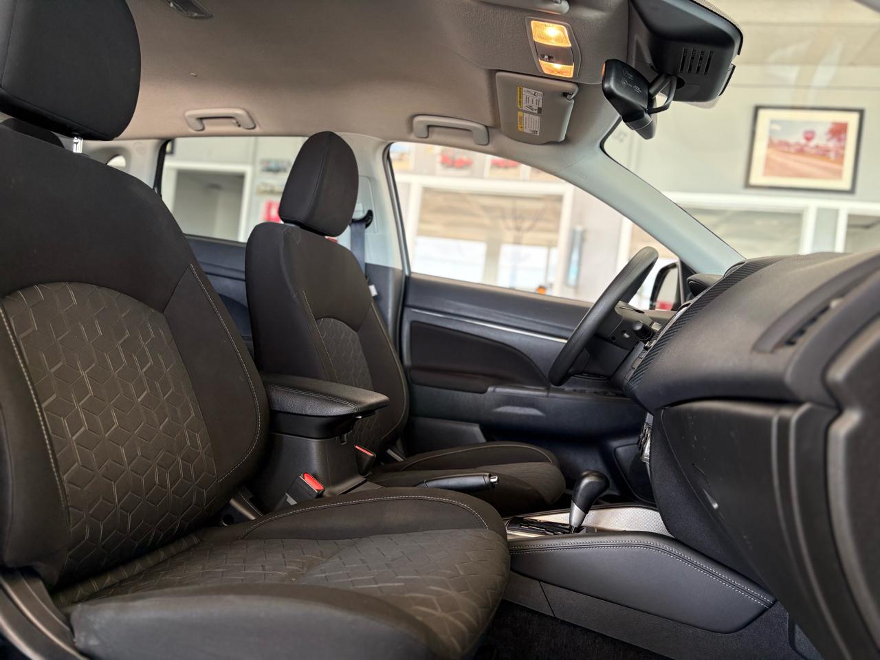 Mitsubishi Outlander Sport S 2.0 AWC 2024