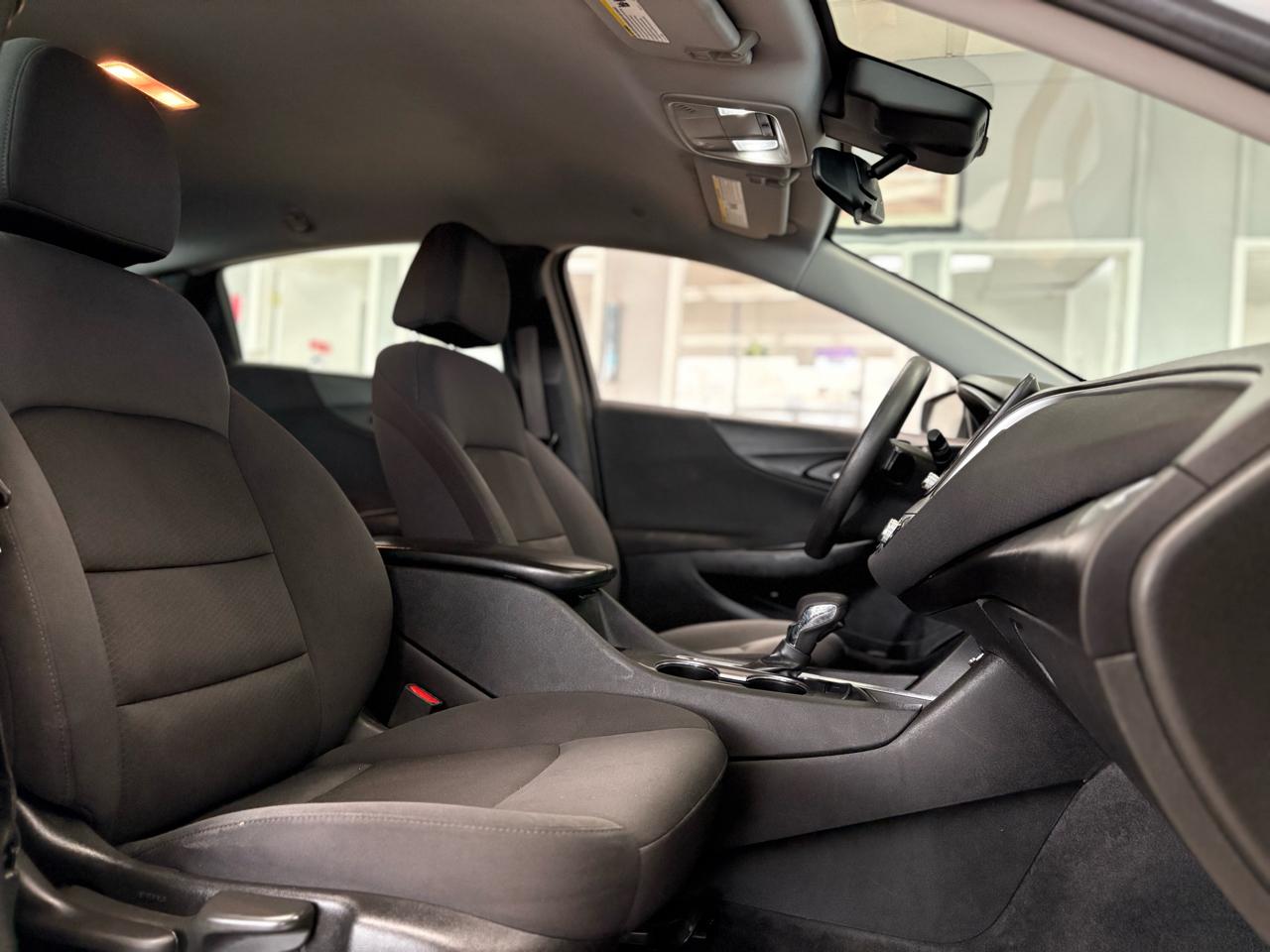 Chevrolet Malibu  2023