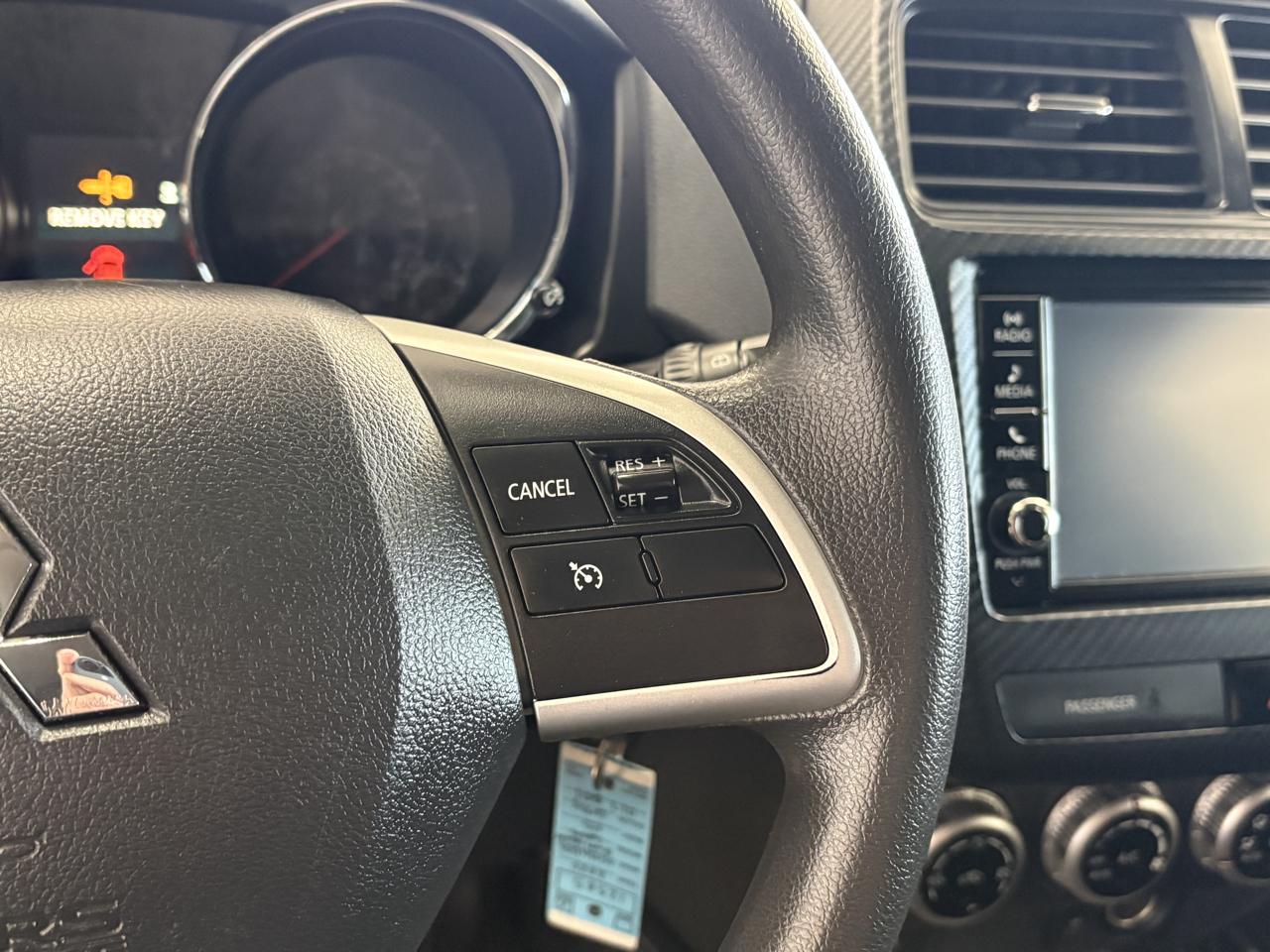 Mitsubishi Outlander Sport ES 2.0 CVT 2020