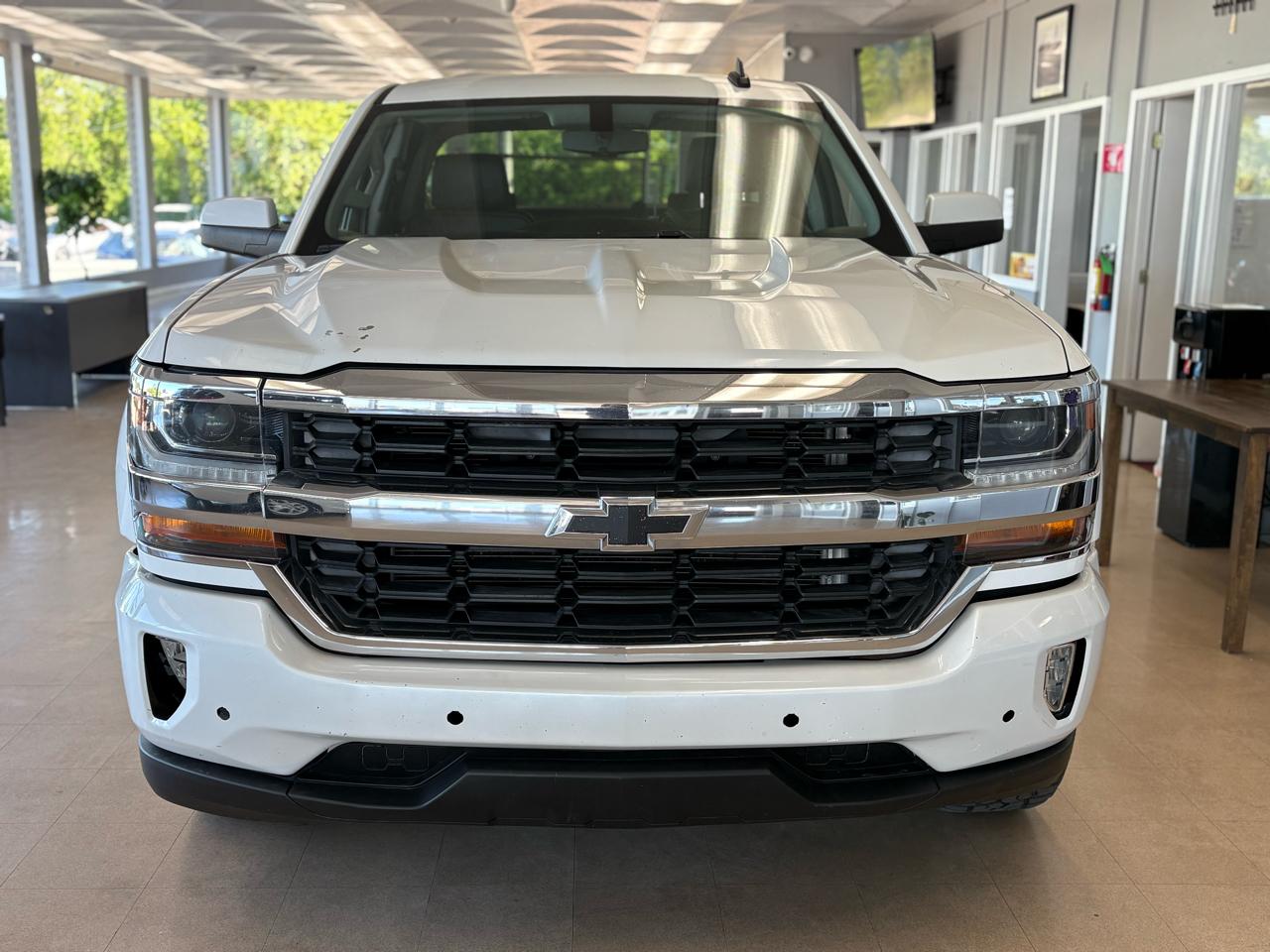 Chevrolet Silverado 1500 2WD Crew Cab 143.5" LT w/1LT 2016