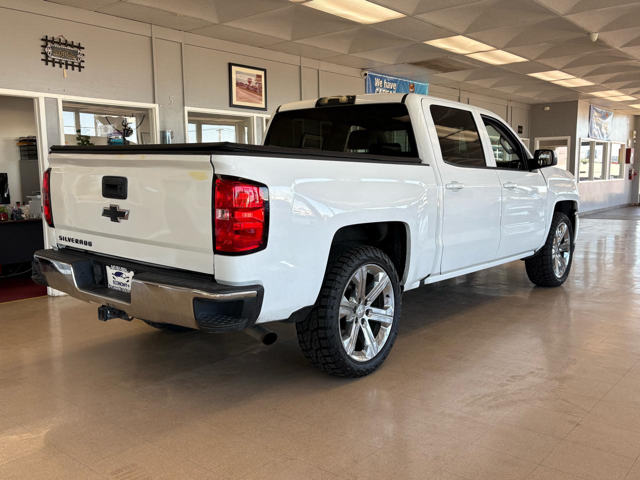 Chevrolet Silverado 1500 2WD Crew Cab 143.5" LT w/1LT 2016