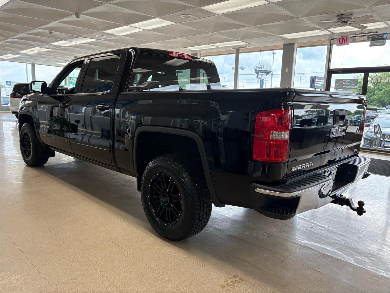 GMC Sierra 1500 4WD Crew Cab 143.5" SLE 2015