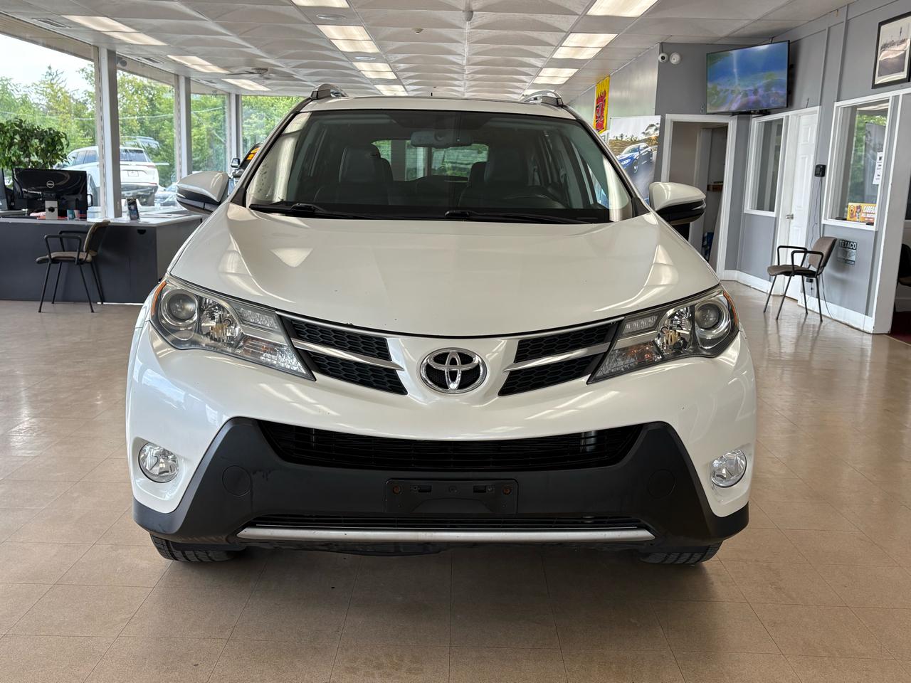 Toyota RAV4 FWD 4dr Limited (Natl) 2013