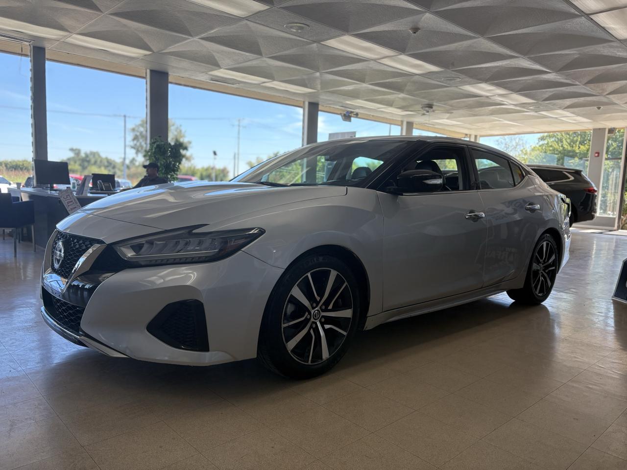 Nissan Maxima SV 3.5L 2021