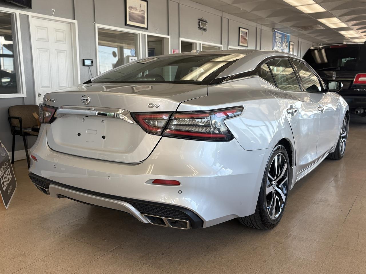 Nissan Maxima SV 3.5L 2021