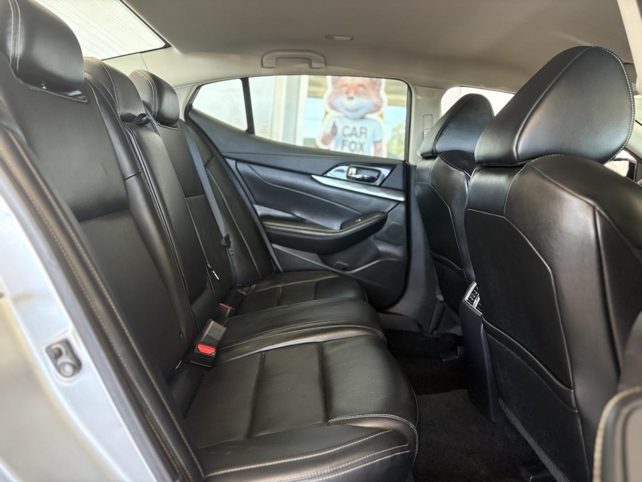 Nissan Maxima SV 3.5L 2021