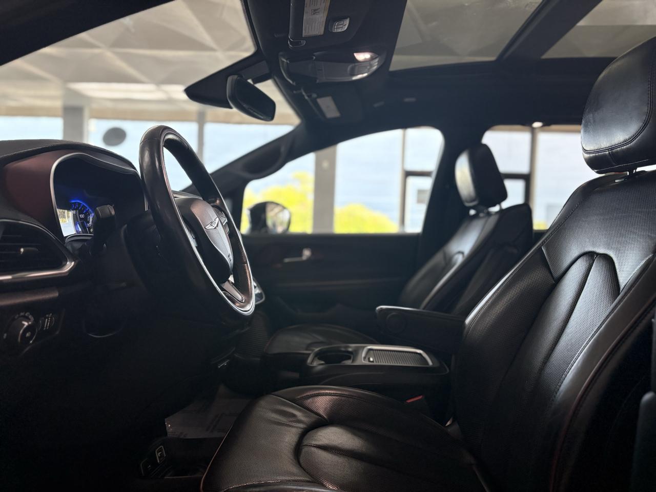 Chrysler Pacifica Limited 35th Anniversary FWD *Ltd Avail* 2020