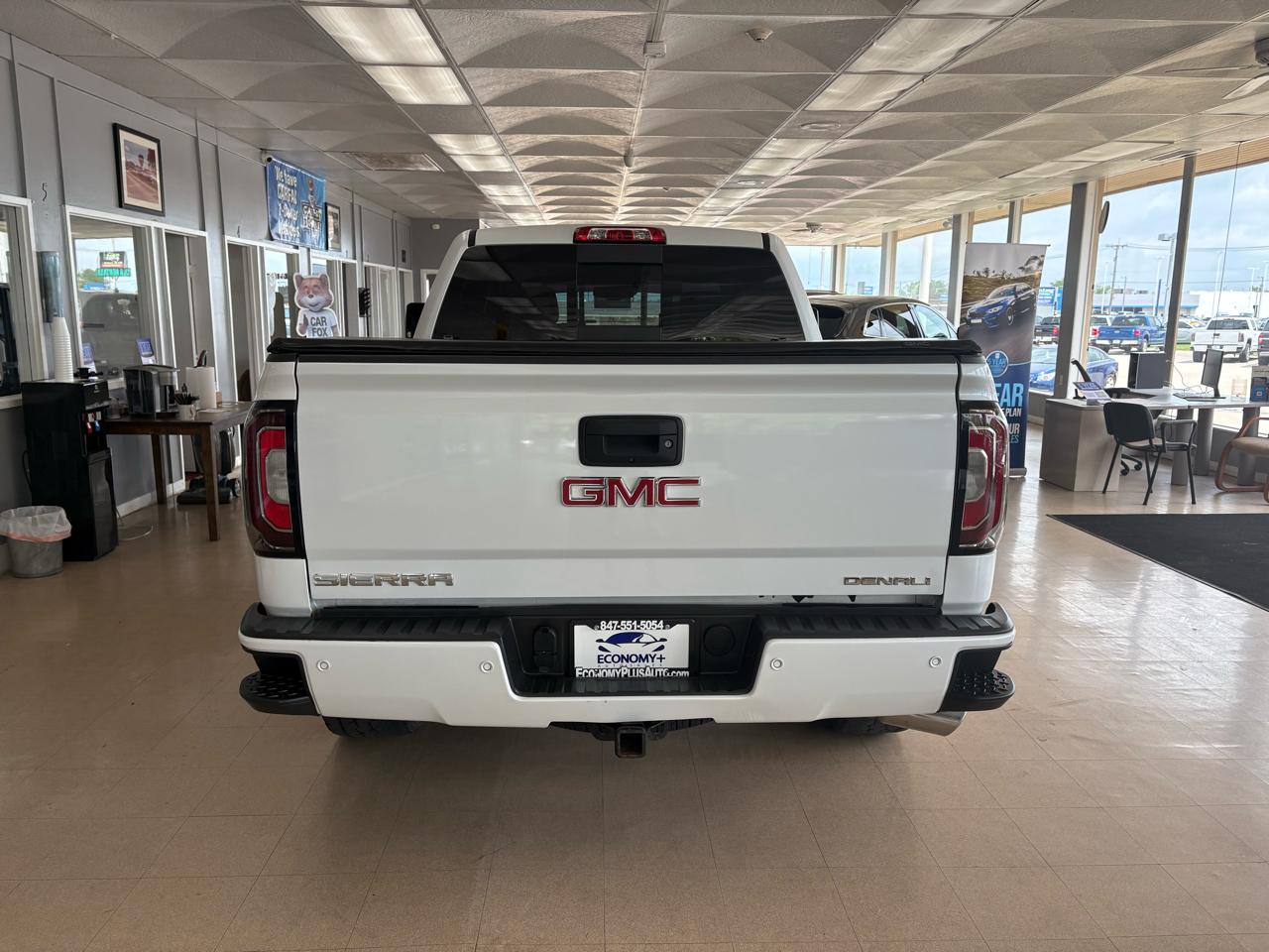 GMC Sierra 1500 4WD Crew Cab 143.5" Denali 2017