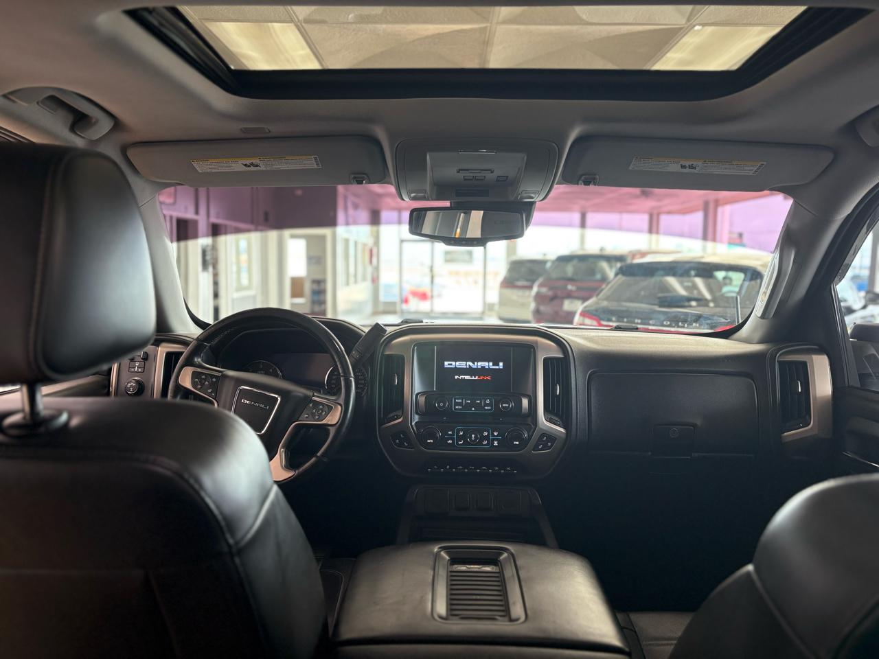 GMC Sierra 1500 4WD Crew Cab 143.5" Denali 2017