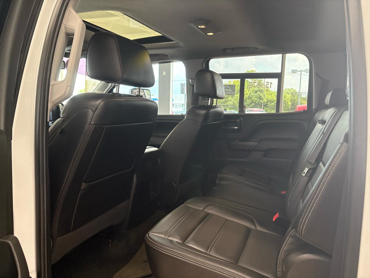 GMC Sierra 1500 4WD Crew Cab 143.5" Denali 2017