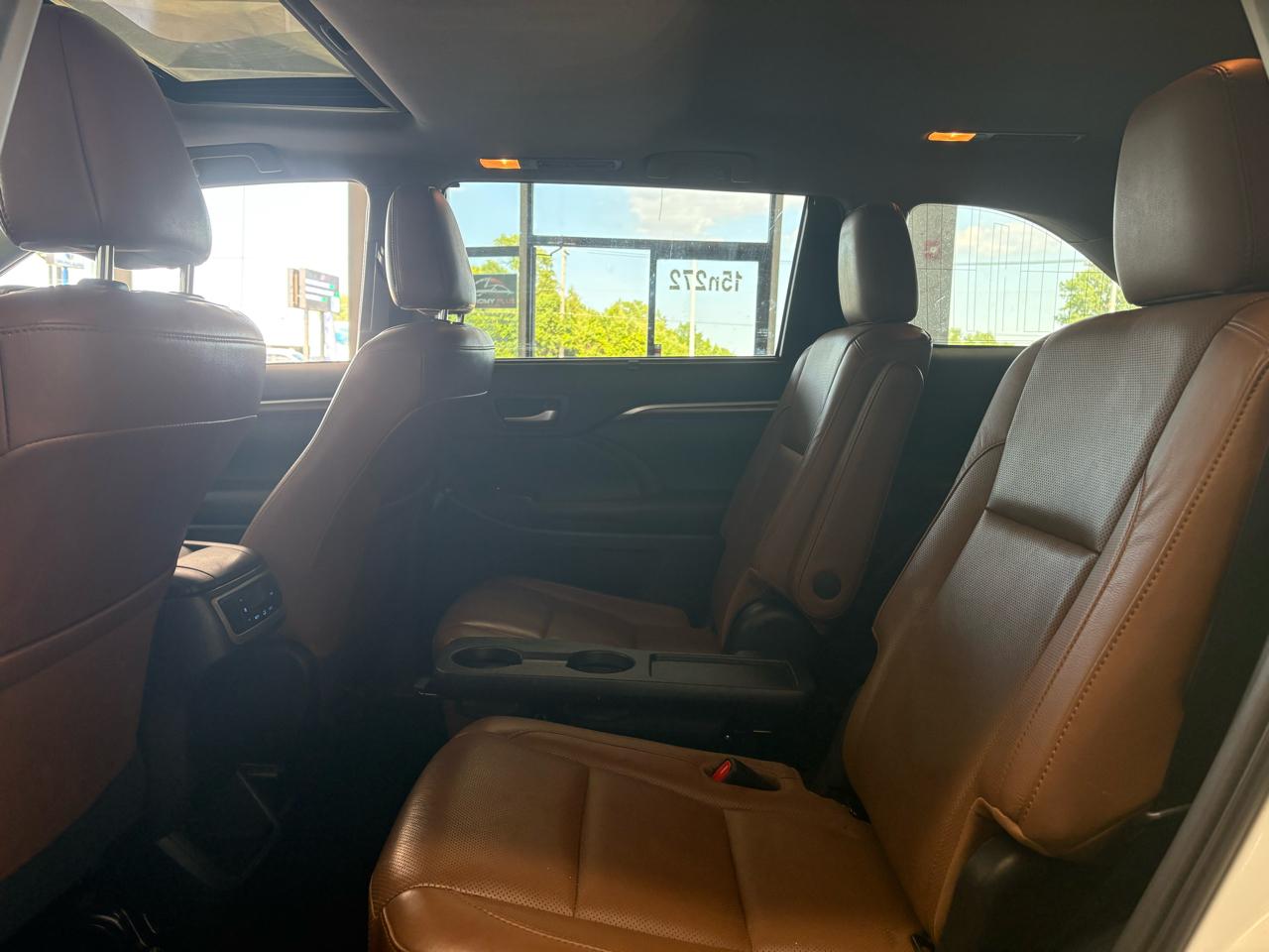 Toyota Highlander Limited V6 AWD (Natl) 2019