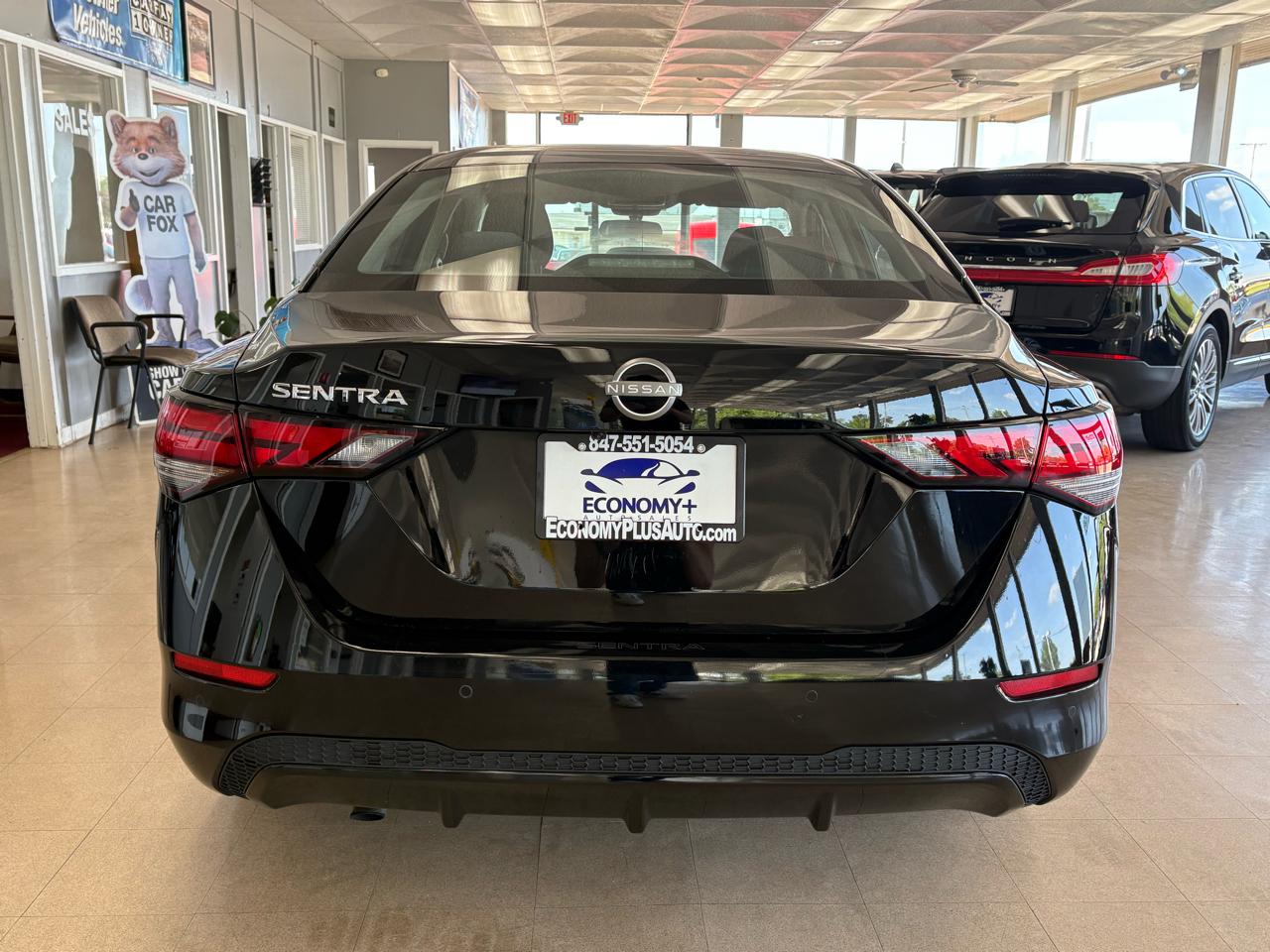 Nissan Sentra S CVT 2024