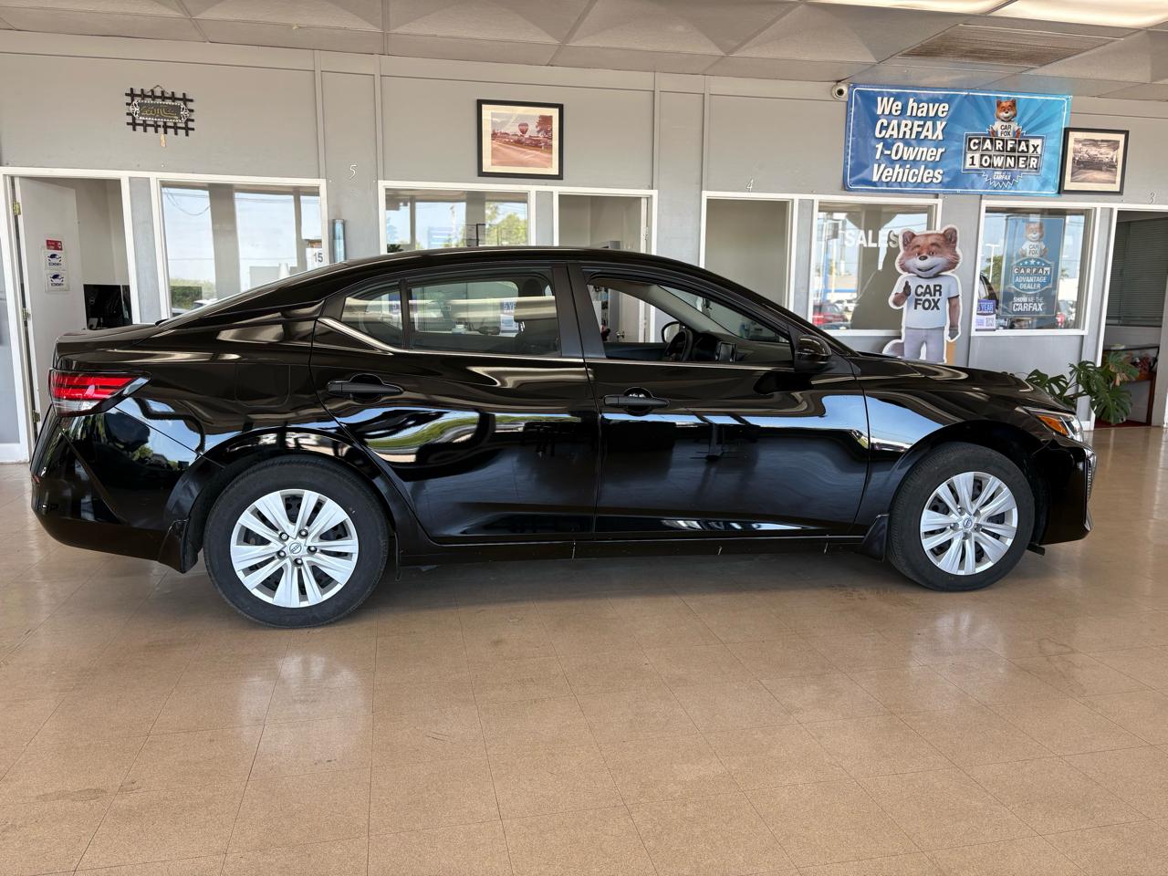 Nissan Sentra S CVT 2024