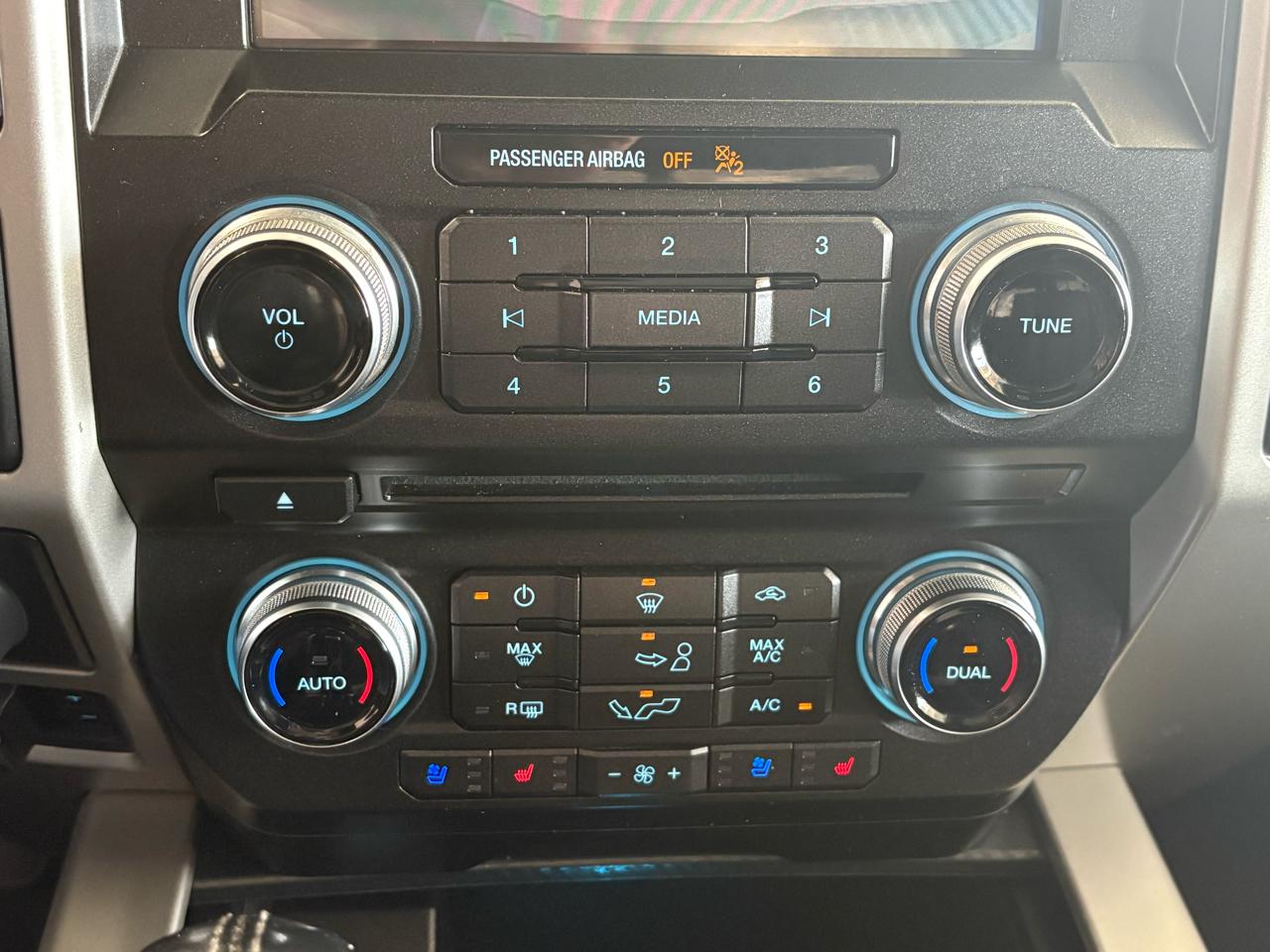 Ford F-150 XL 4WD SuperCrew 5.5' Box 2018
