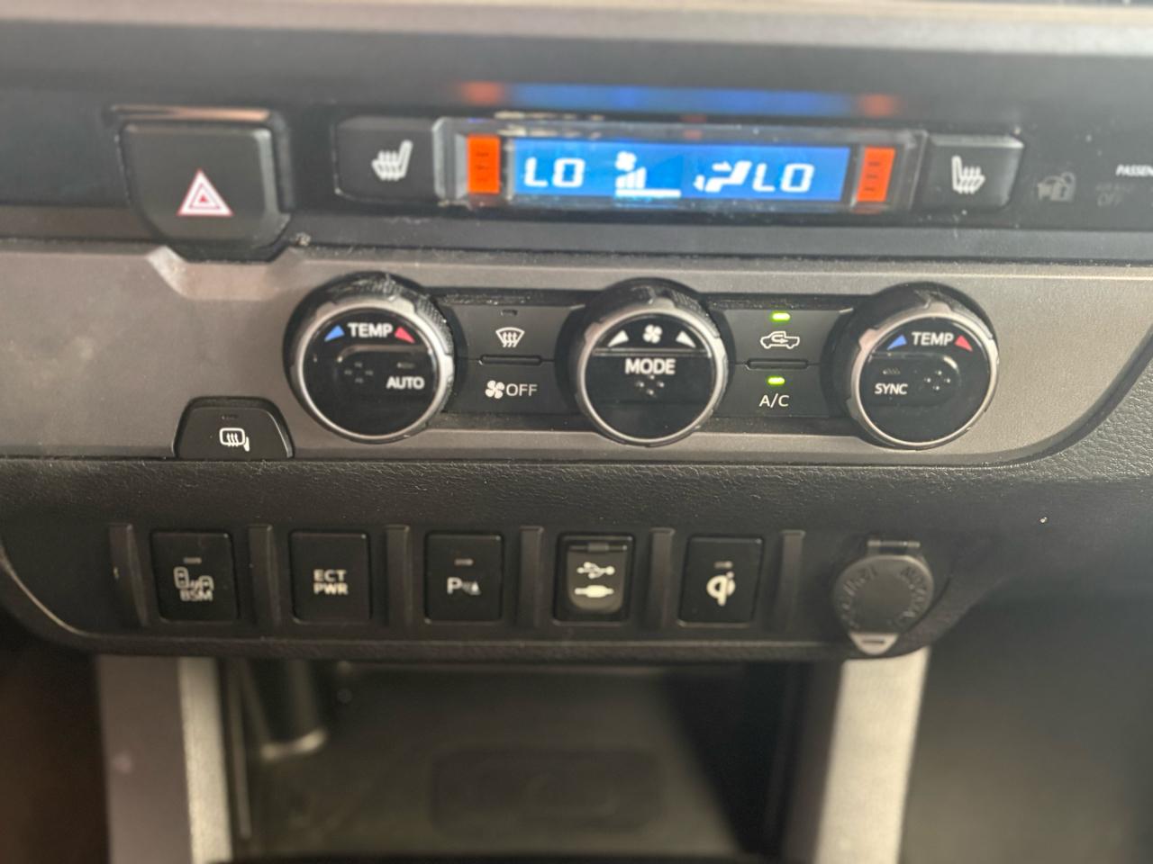 Toyota Tacoma 2WD Access Cab V6 AT TRD Sport (Natl) 2016