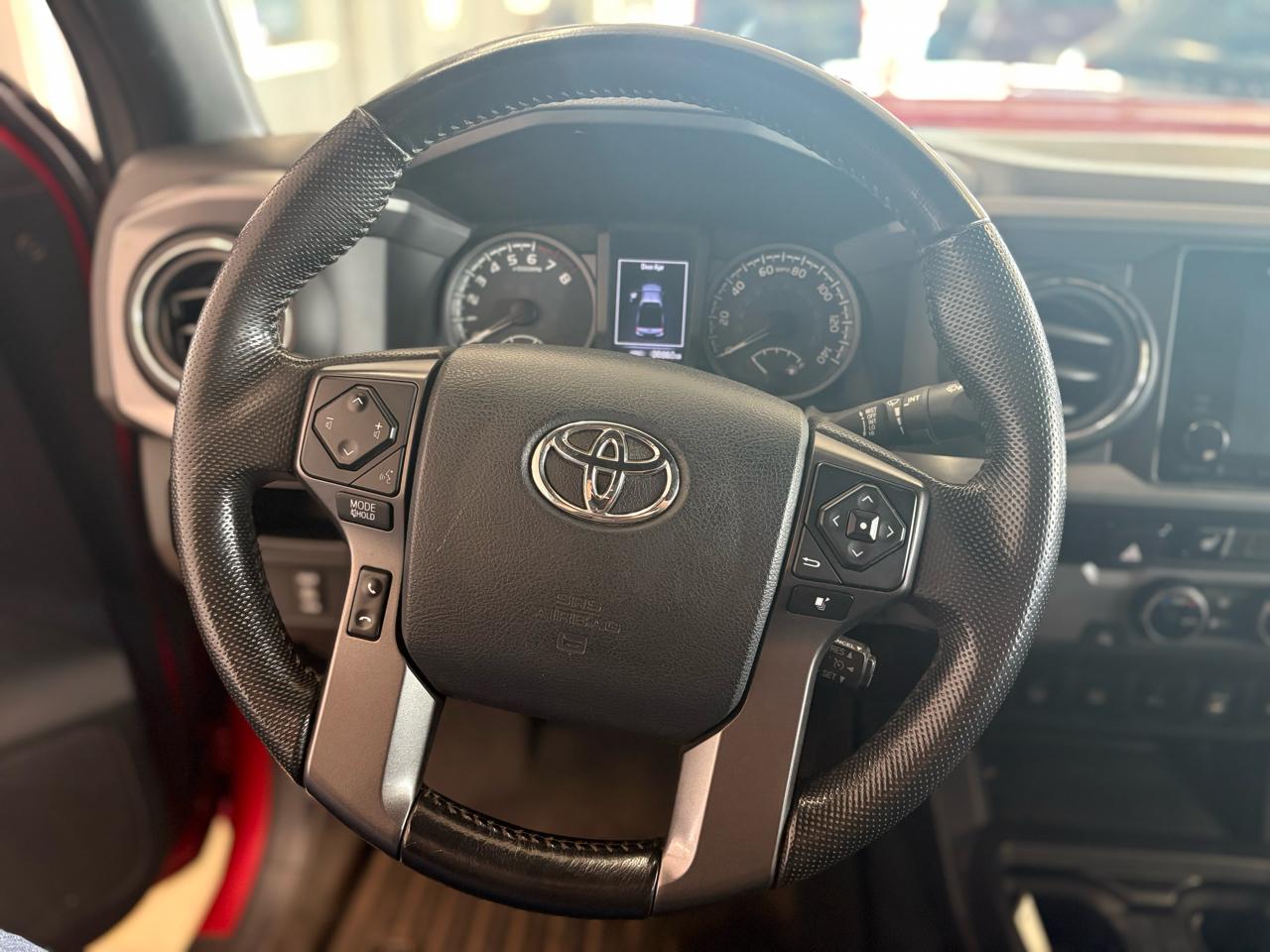 Toyota Tacoma 2WD Access Cab V6 AT TRD Sport (Natl) 2016