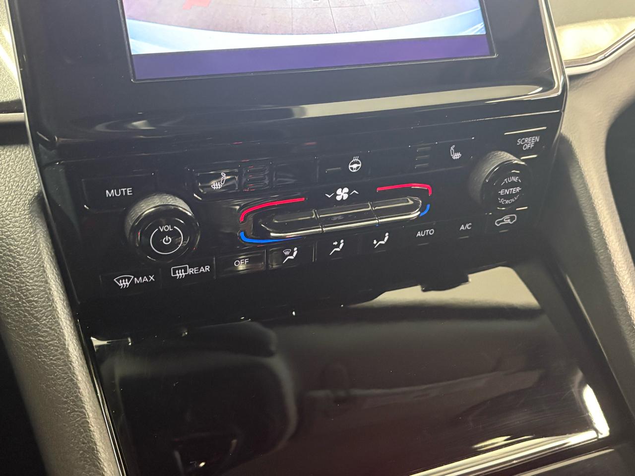 Jeep Grand Cherokee Laredo 4x4 2023