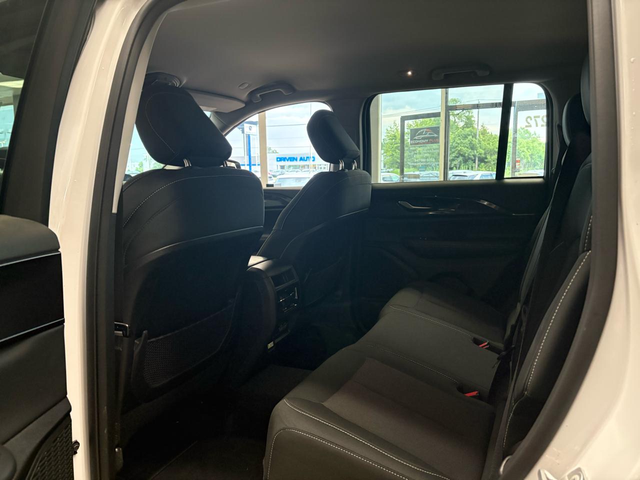Jeep Grand Cherokee Laredo 4x4 2023